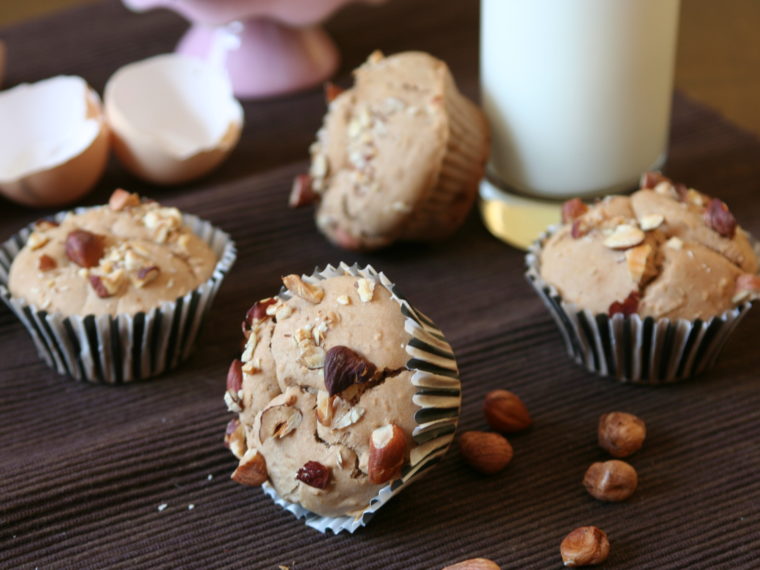 Bezlepkové muffiny s jablky a oříšky