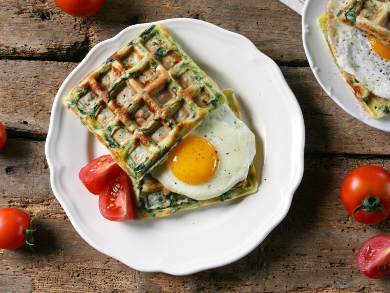 Špenátové wafle s vejcem